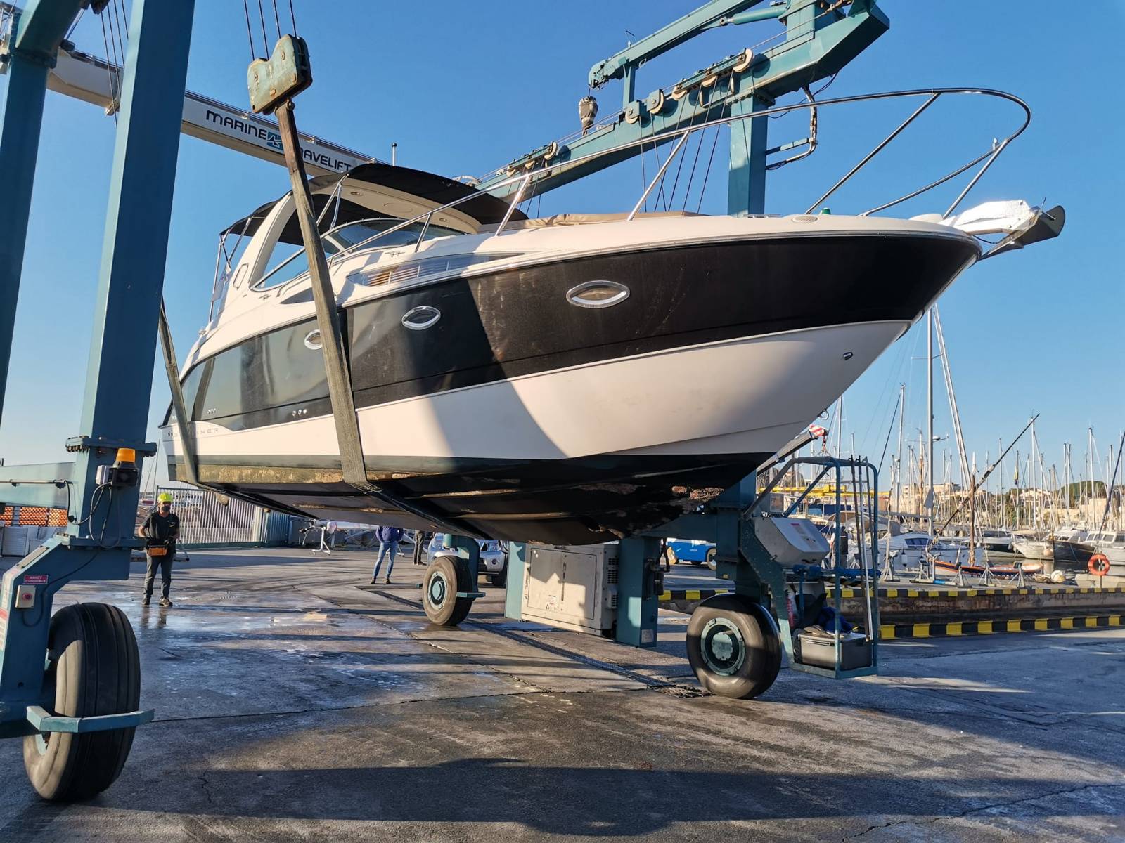 Acheter un bateau électrique avec remorque pour voiture à Sanary-sur-Mer dans le 83