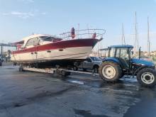 Bandol Meca Nautique Stocker un bateau sans permis dans le port à Sanary-sur-Mer dans le 83
